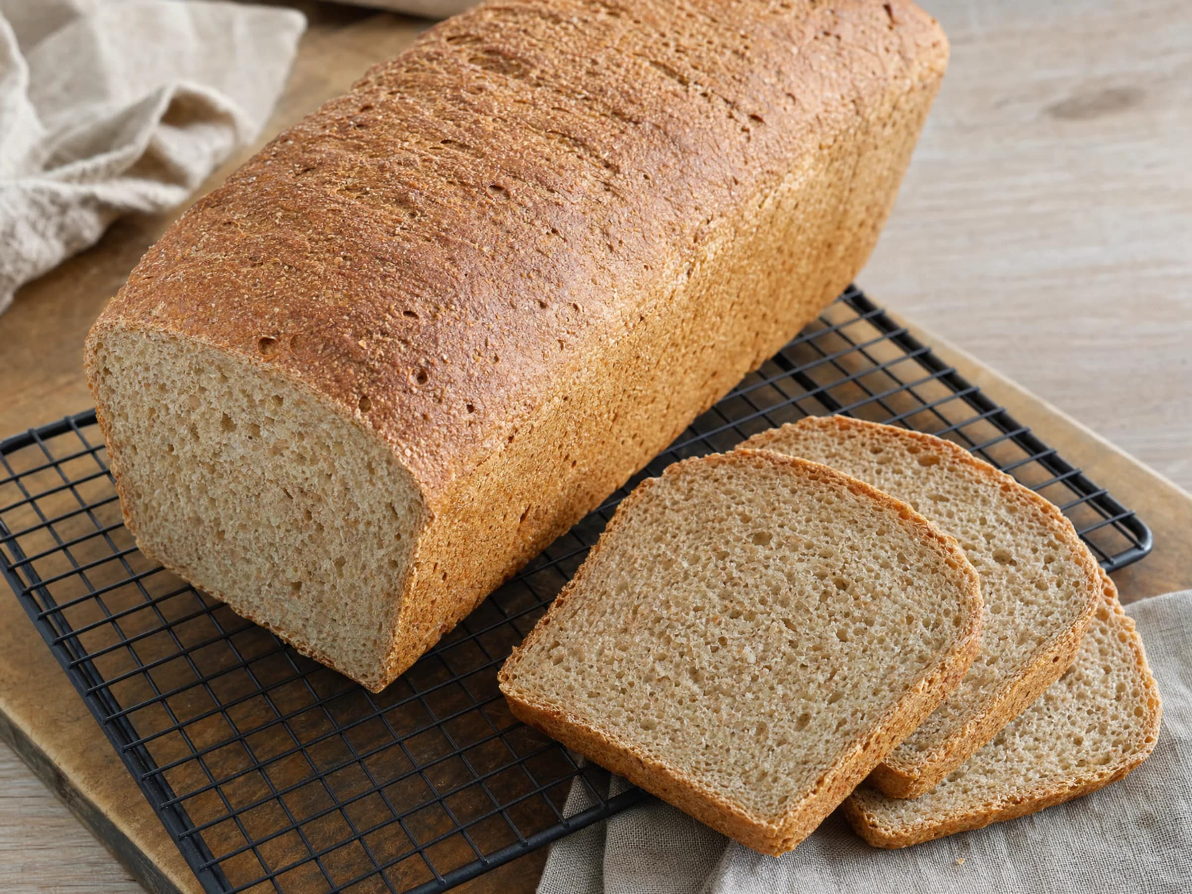 Dinkelbrot mit Trockenhefe aus der Kastenform